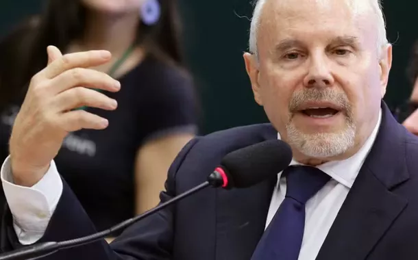 União e Eletrobras fecham acordo e Guido Mantega assumirá vaga no conselho