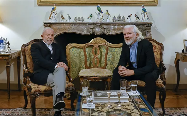 Lula e Julian Assange